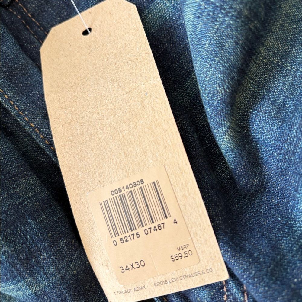 Levi's Men's 514 Straight Jeans, Dark Wash size 34/30. - Picture 4 of 8
